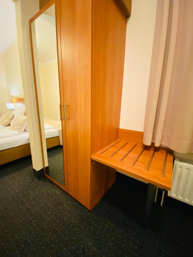 Hotel Hansehof Hamburg Exterior photo